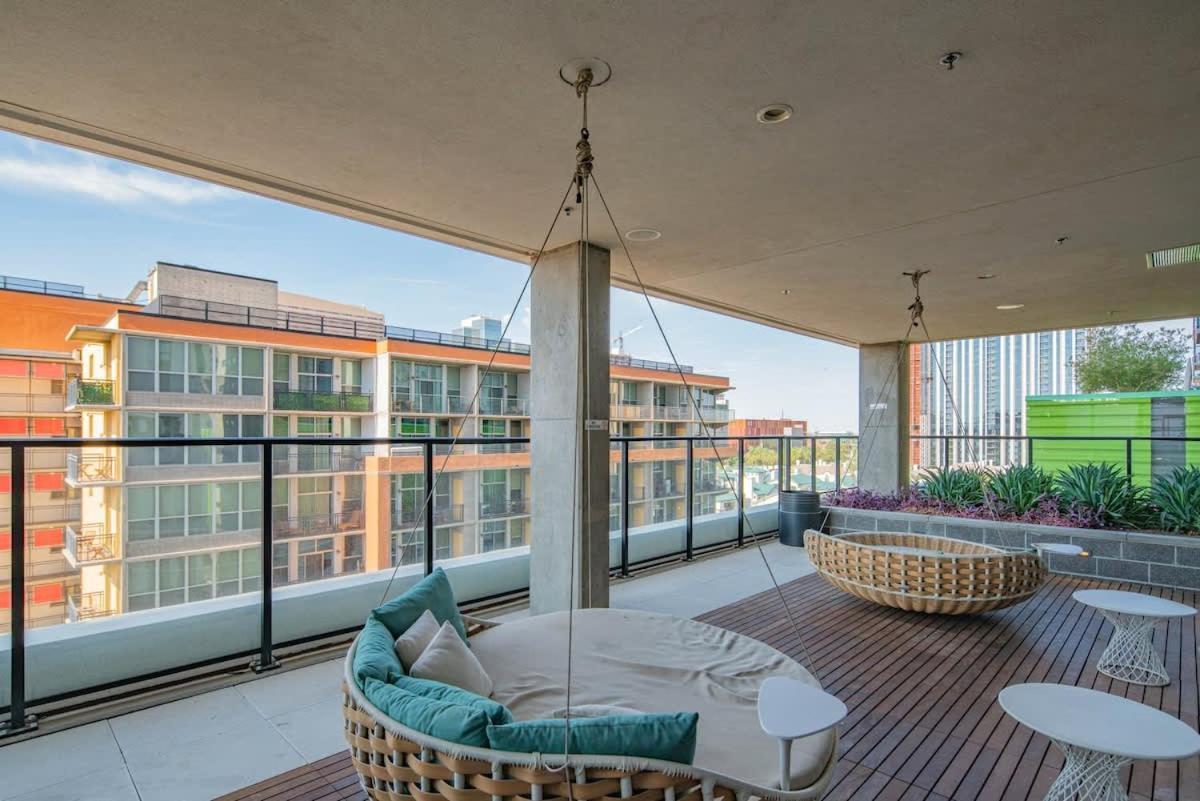 Detailed 2Bd, Highrise Dt, Pool, Gym, Parking, Sleeps 8 Apartment Финикс Екстериор снимка