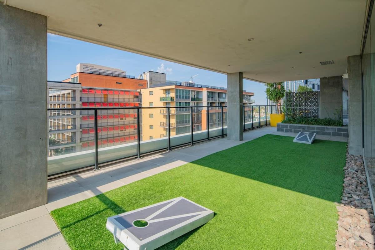 Detailed 2Bd, Highrise Dt, Pool, Gym, Parking, Sleeps 8 Apartment Финикс Екстериор снимка